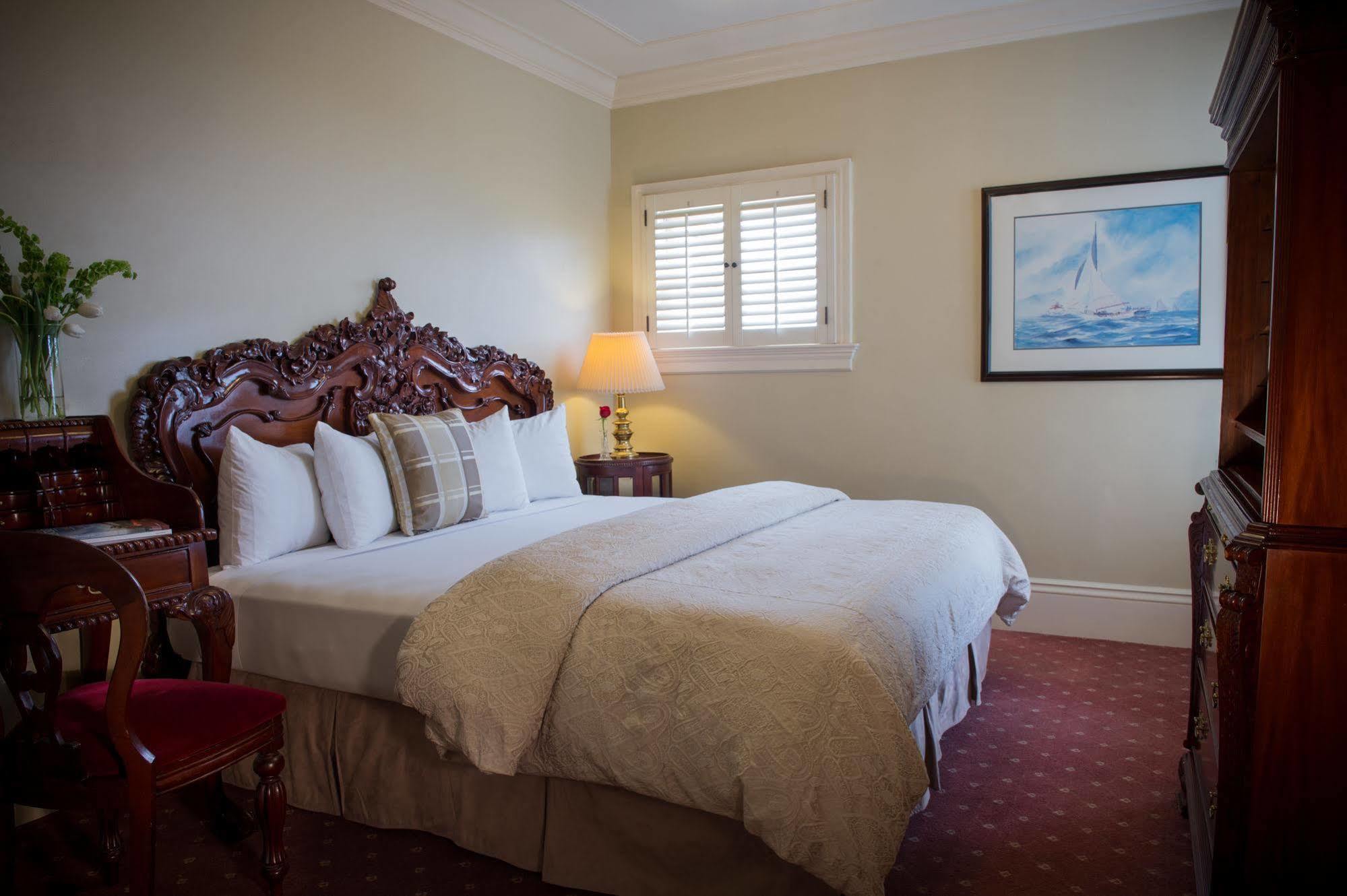 The Monterey Hotel Екстериор снимка