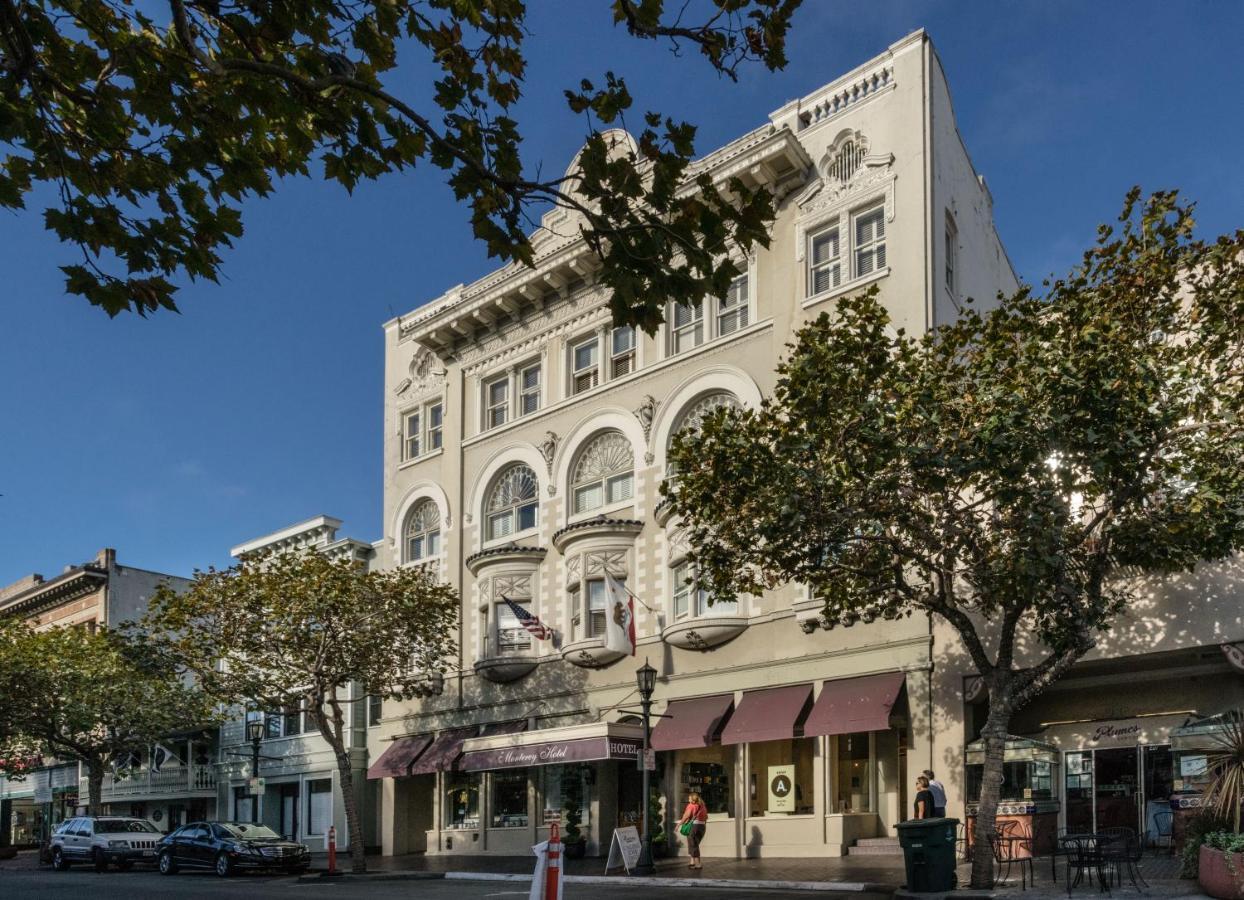 The Monterey Hotel Екстериор снимка